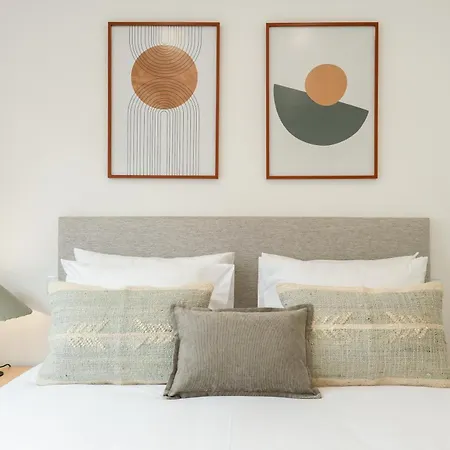 Hostwise - Stylish & Cozy Flat *