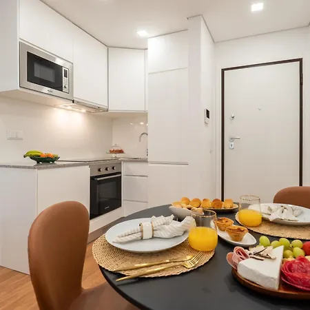 Hostwise - Stylish & Cozy Flat Apartment *