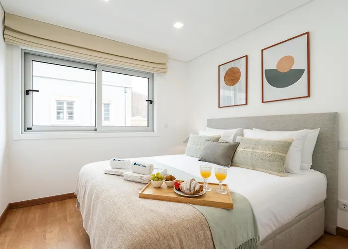 Hostwise - Stylish & Cozy Flat *