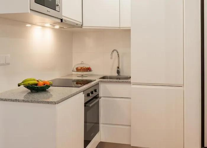 Hostwise - Stylish & Cozy Flat Apartment *