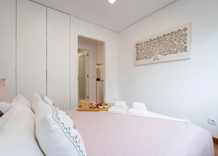 Apartment Hostwise - Stylish & Cozy Flat *