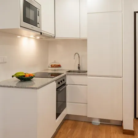 Hostwise - Stylish & Cozy Flat Apartment *